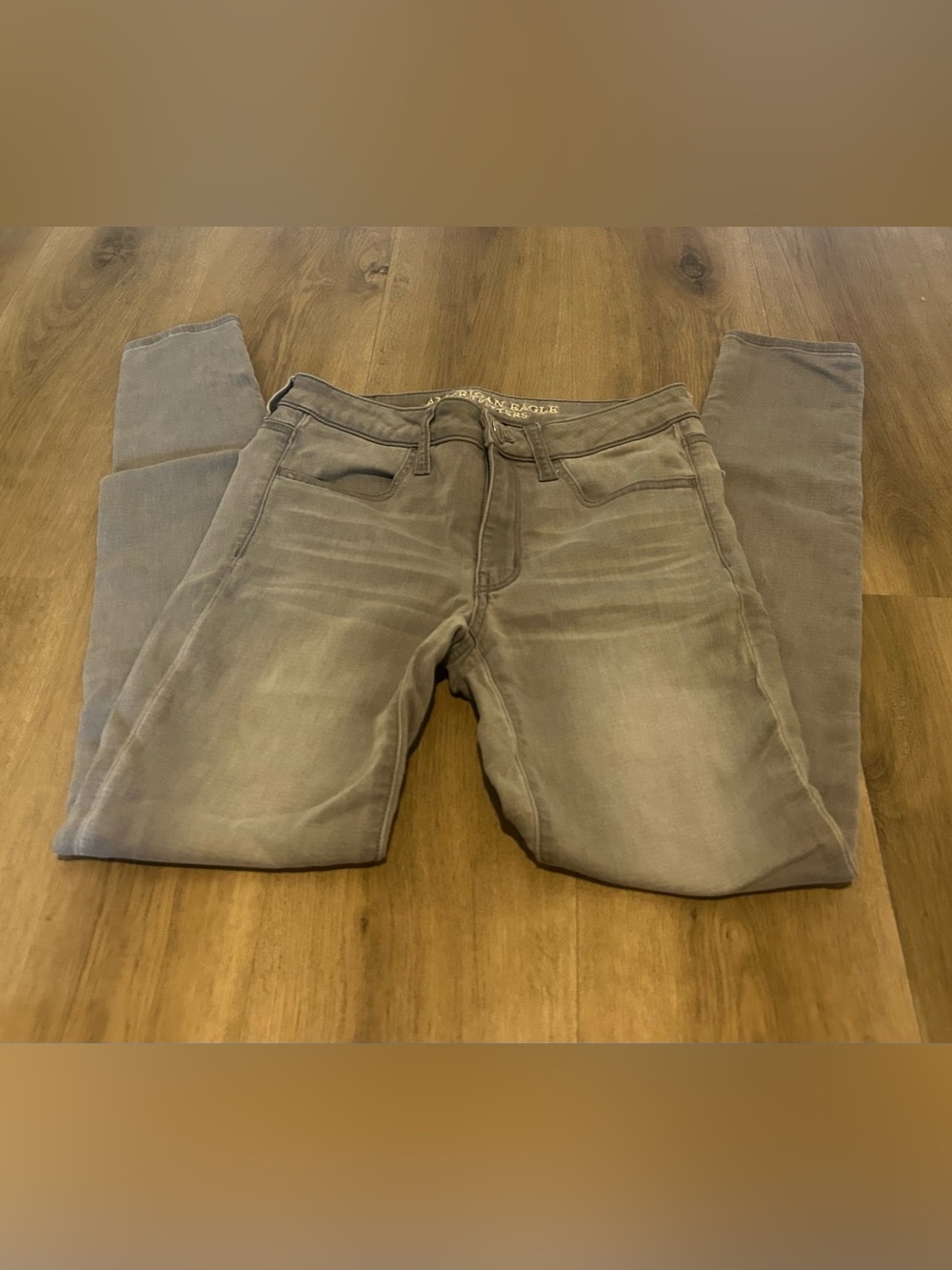American Eagle Outfitters Women’s Light Gray Skinny Jeans